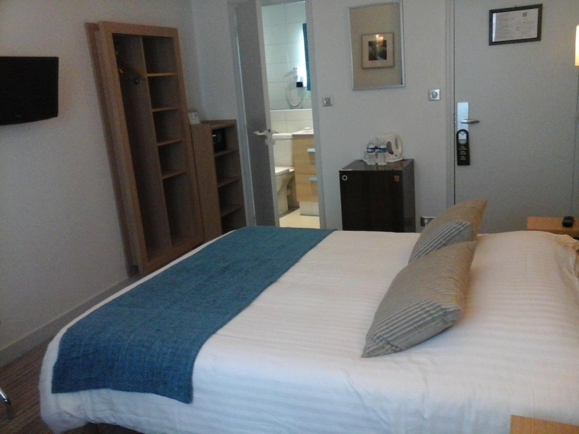 Hotel Carmin Le Havre Room photo