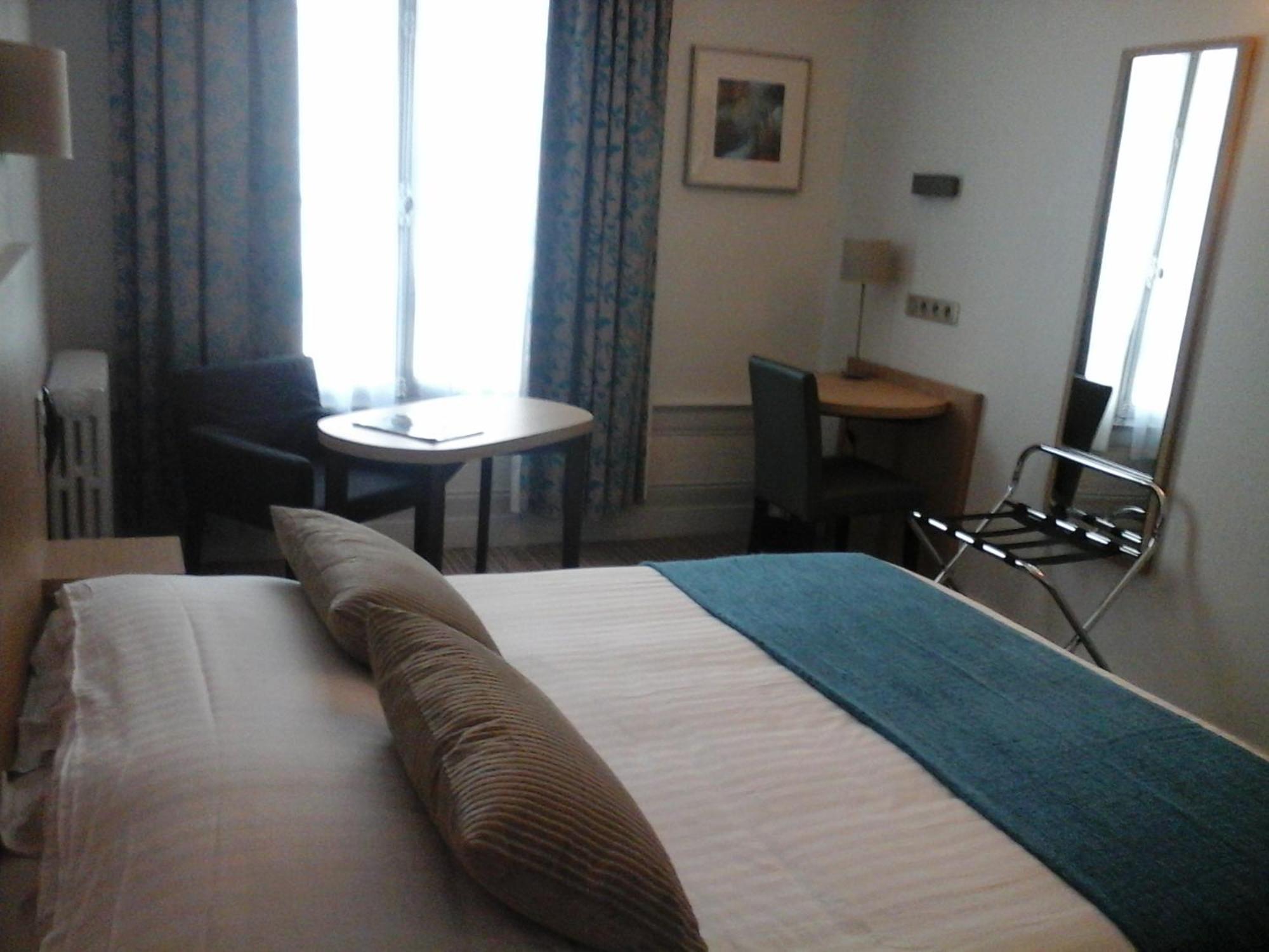 Hotel Carmin Le Havre Room photo